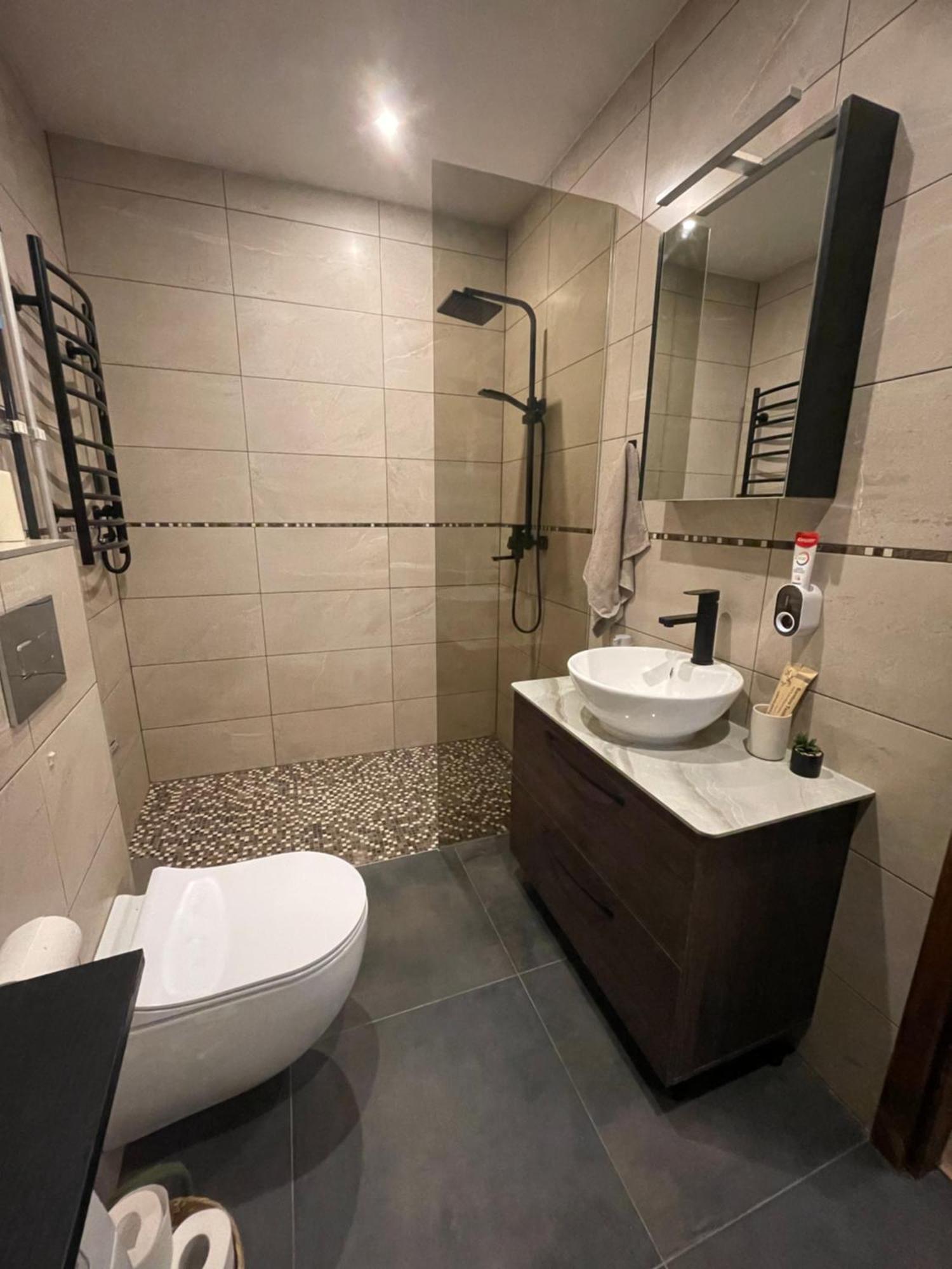 Cozy Narva Maee Apartment Tartu Ngoại thất bức ảnh